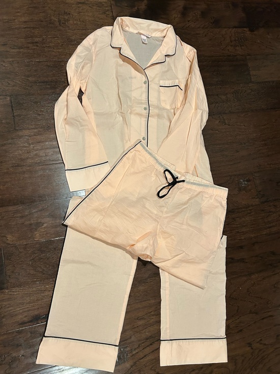 Victoria's Secret Other - Victoria's Secret Pink Pajama Set with Black Piping Trim NWOT Large